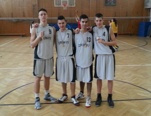 2013 B33 bajnokok